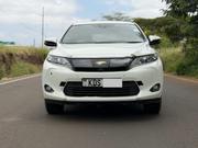 Toyota Harrier 2.0 2016 White for sale