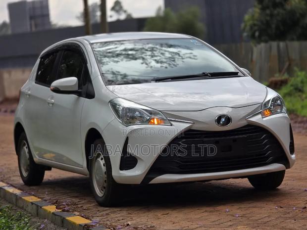 Toyota Vitz 2018 White