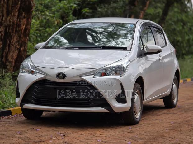 Toyota Vitz 2018 White