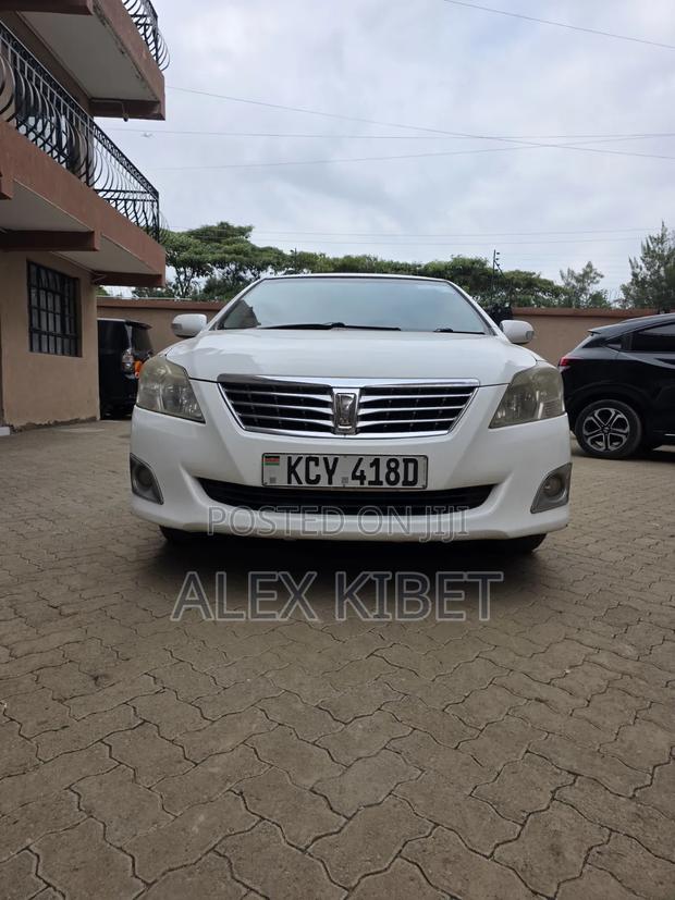 Toyota Premio 2013 White