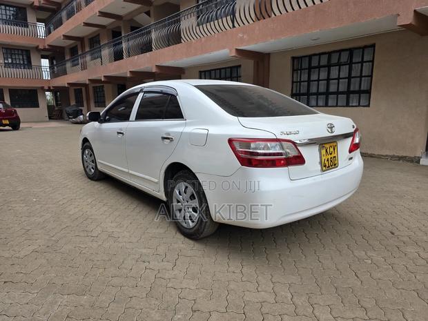Toyota Premio 2013 White