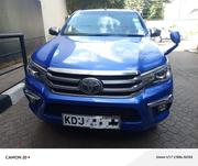 Toyota Hilux 2018 Blue for sale