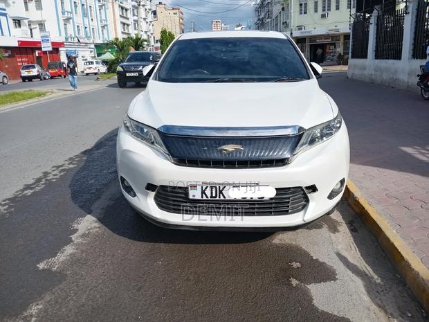 Toyota Harrier 2016 White
