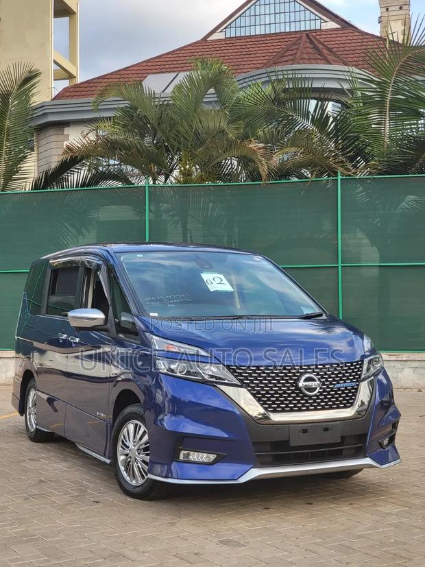 Nissan Serena 2019 Blue