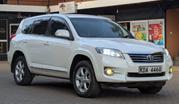 Toyota Vanguard 2013 White for sale