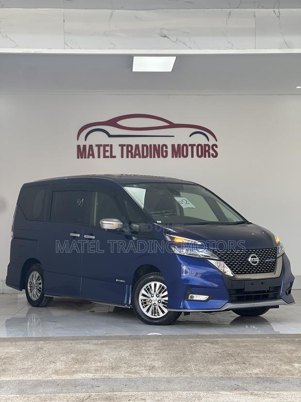 Nissan Serena 2019 Blue
