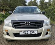 Toyota Hilux 2014 Gold for sale