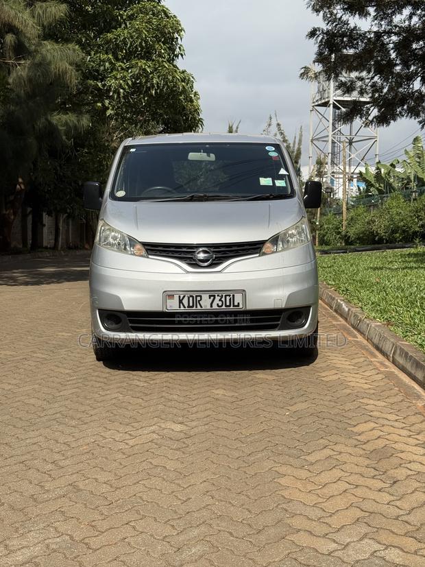 Nissan NV200 2017 Silver