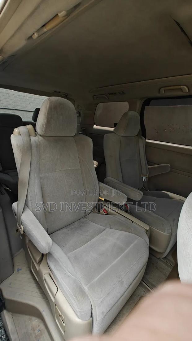 Toyota Alphard 2009 White