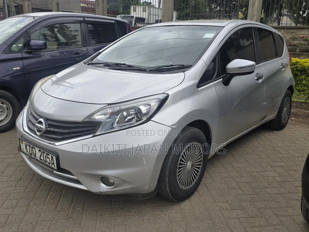 Nissan Note 2017 Silver