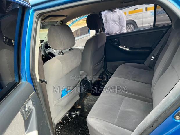 Toyota Corolla RunX 2005 Blue