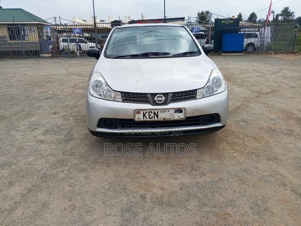 Nissan Wingroad 2010 Silver