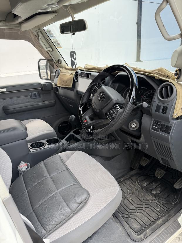 New Toyota Land Cruiser LC300 2025 Pearl