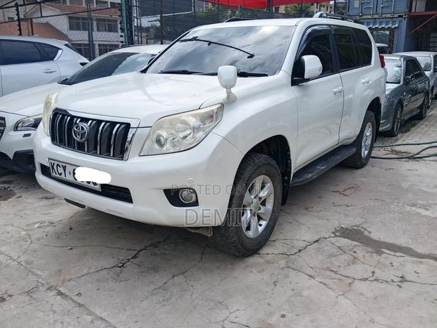 Toyota Land Cruiser Prado 2013 White