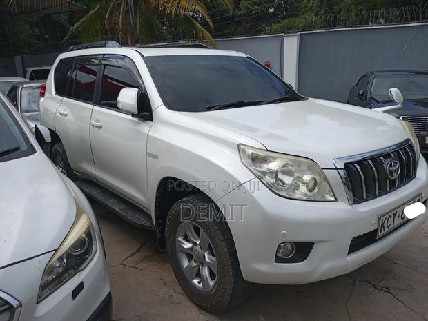 Toyota Land Cruiser Prado 2013 White