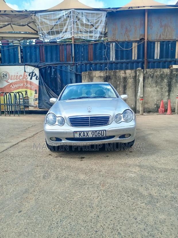 Mercedes-Benz C200 2004 Silver