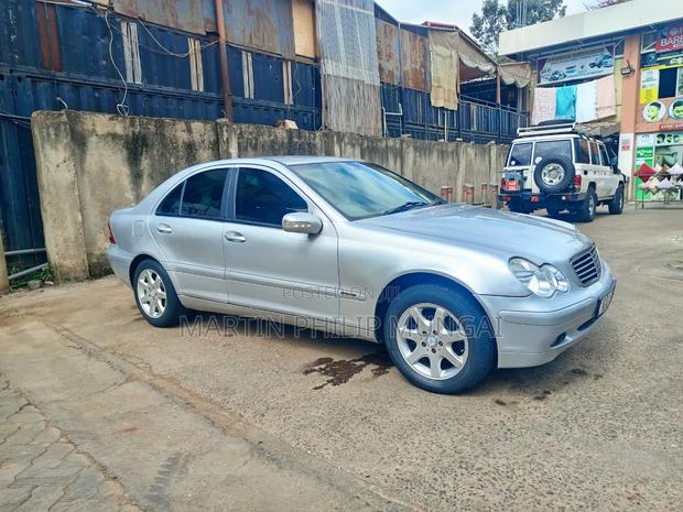 Mercedes-Benz C200 2004 Silver