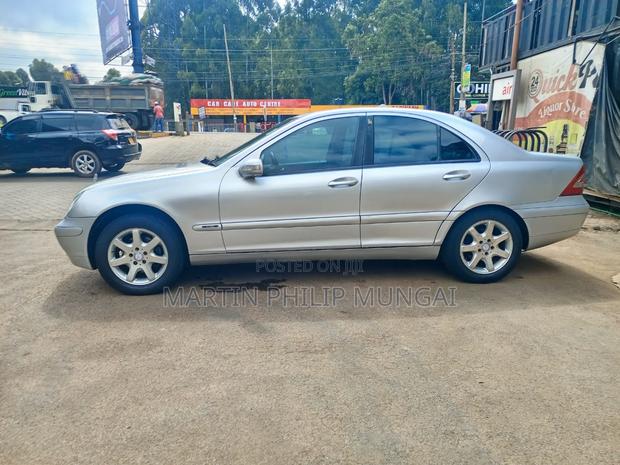 Mercedes-Benz C200 2004 Silver