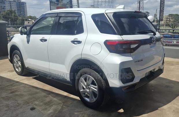 Toyota Raize 2020 White