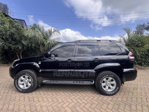 Toyota Land Cruiser 3.0 D-4D C 2008 Black