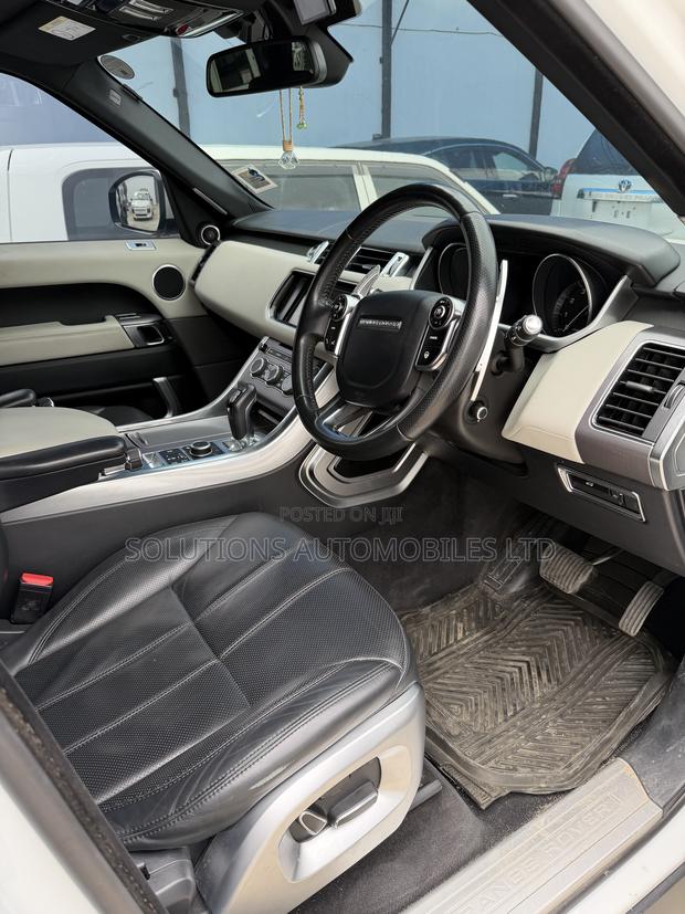 Land Rover Range Rover Sport 2015 White