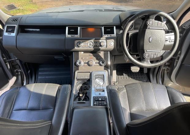 Land Rover Range Rover 2013 Gray