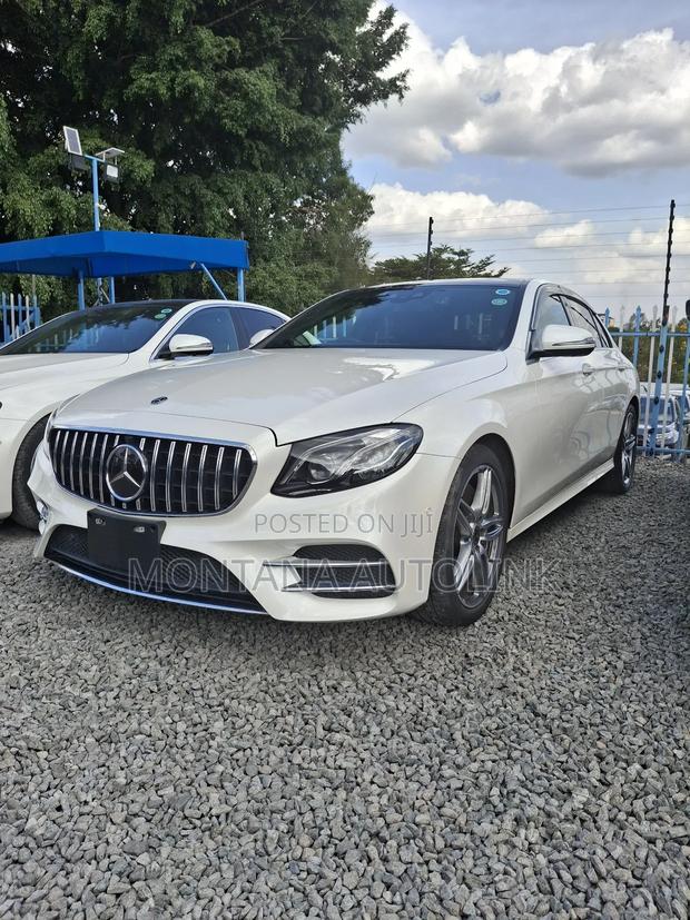 Mercedes-Benz E200 2019 White
