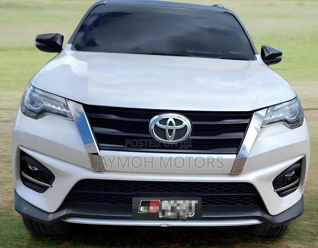 Toyota Fortuner 2020 White