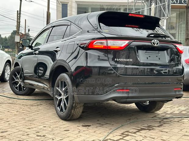 Toyota Harrier 2019 Black
