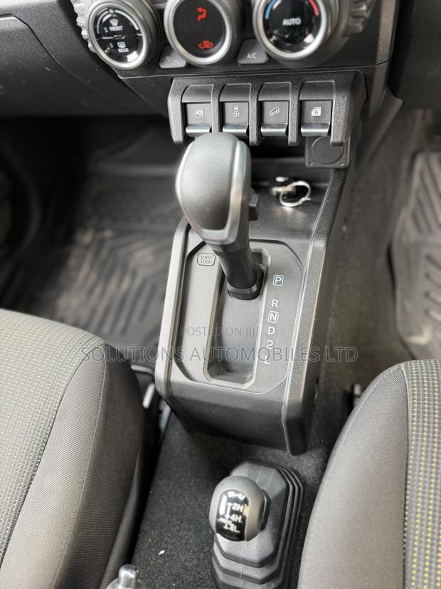 Suzuki Jimny 2019 Green