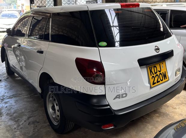 Nissan Advan 2016 White