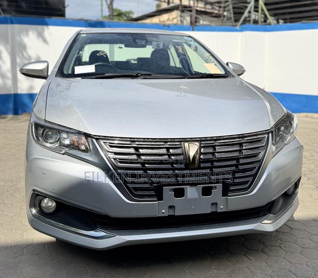 Toyota Premio 1.8 FWD 2020 Silver