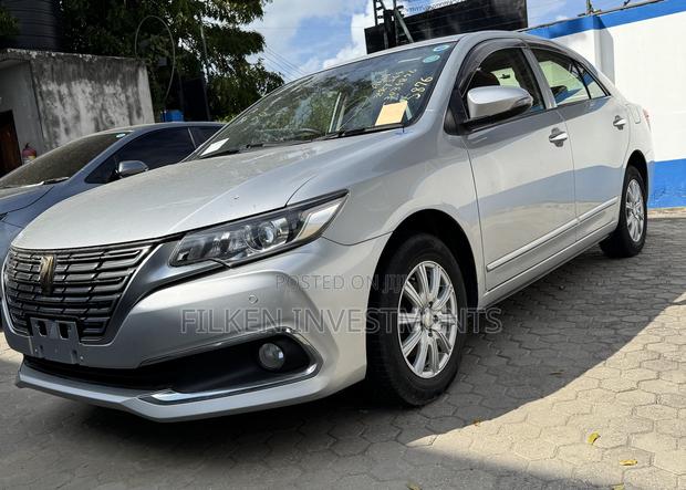 Toyota Premio 1.8 FWD 2020 Silver