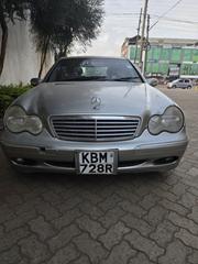 Mercedes-Benz C200 2004 Gold for sale