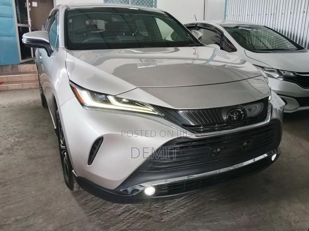 Toyota Harrier 2020 Gold