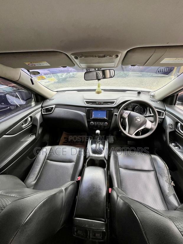 Nissan X-Trail 2.0 Petrol AWD 2014 Silver