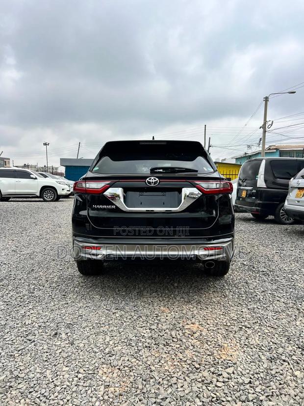 Toyota Harrier 2017 Black