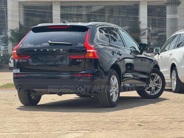 Volvo XC60 2019 Black