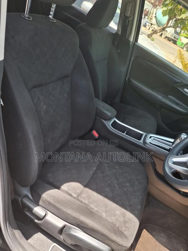 Honda Fit Shuttle 1.5 G 2WD 2018 Black