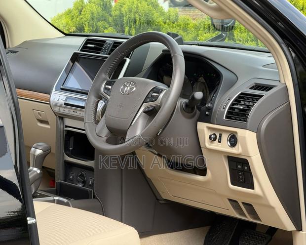 Toyota Land Cruiser Prado 2019