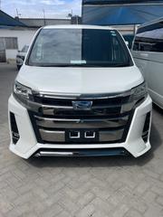Toyota Noah 1.8 FWD Hybrid (7 seater) 2020 White for sale