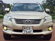 Toyota Vanguard 2011 Gold for sale