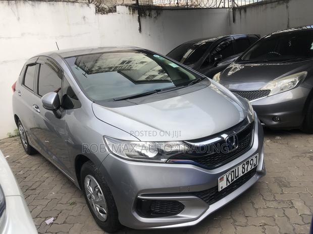 Honda Fit 2018 Silver