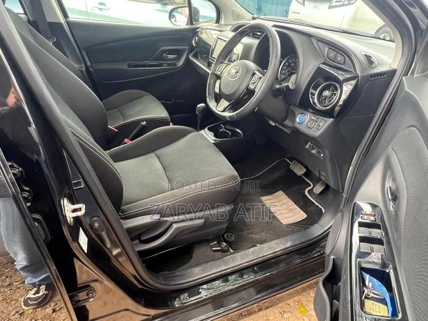 Toyota Vitz 2019 Black