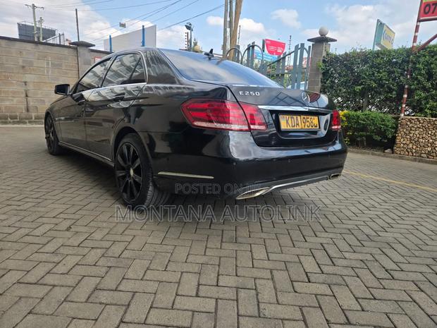 Mercedes-Benz E250 2013 Black