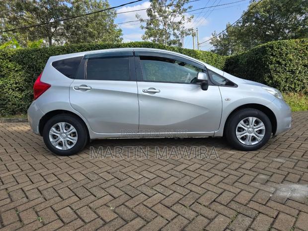 Nissan Note 2014 Silver