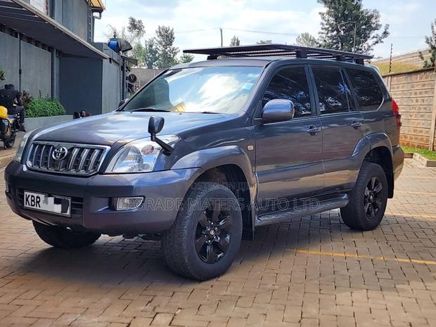 Toyota Land Cruiser 3.0 D-4D C 2008 Gray