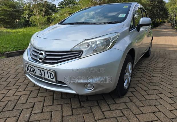 Nissan Note 2014 Silver