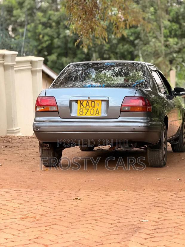 Toyota Corolla 1995 Gray