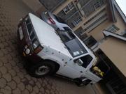 Nissan Pick-Up 1999 White for sale